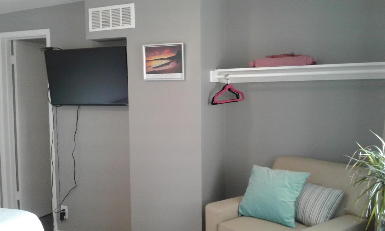 Motel The 8 *